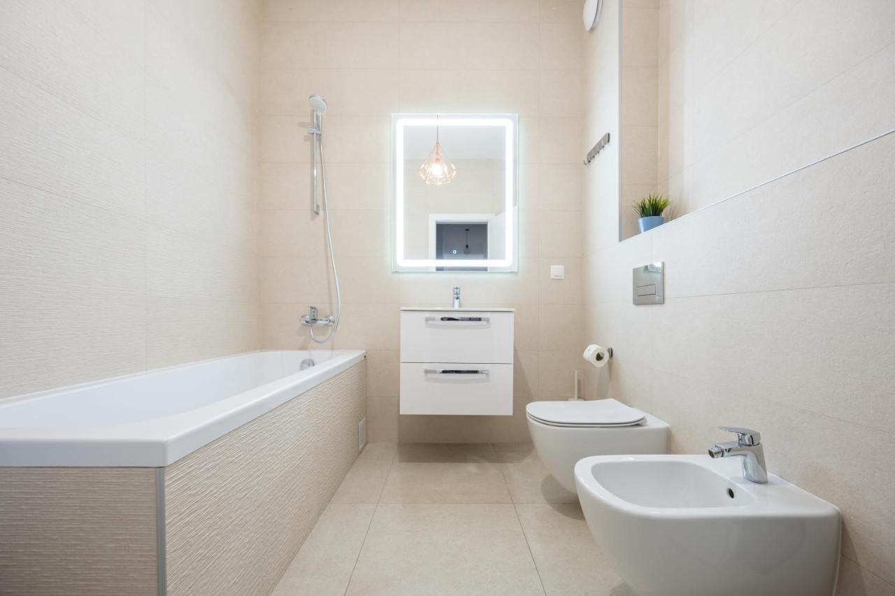 Tei Apartments Oradea Ngoại thất bức ảnh
